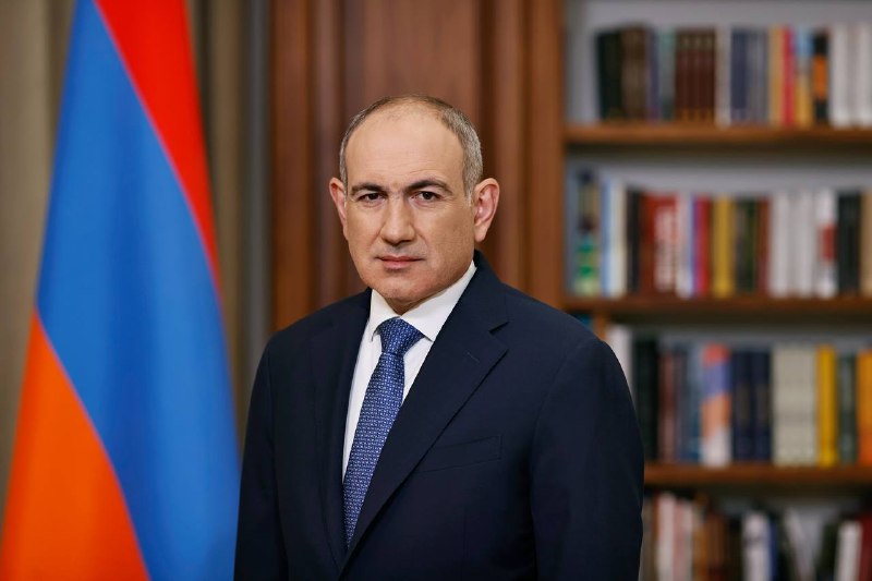 Никол Пашинян поздравил жителей Гориса с Днём Конституции