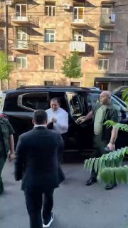 Сурен Папикян встретился с молодежной организацией «Гражданского договора» в Горисе