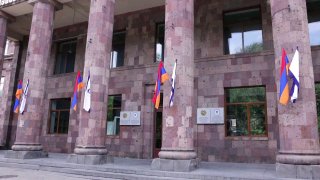 Министр Жанна Андреасян посетила Институт физкультуры и спорта в Горисе
