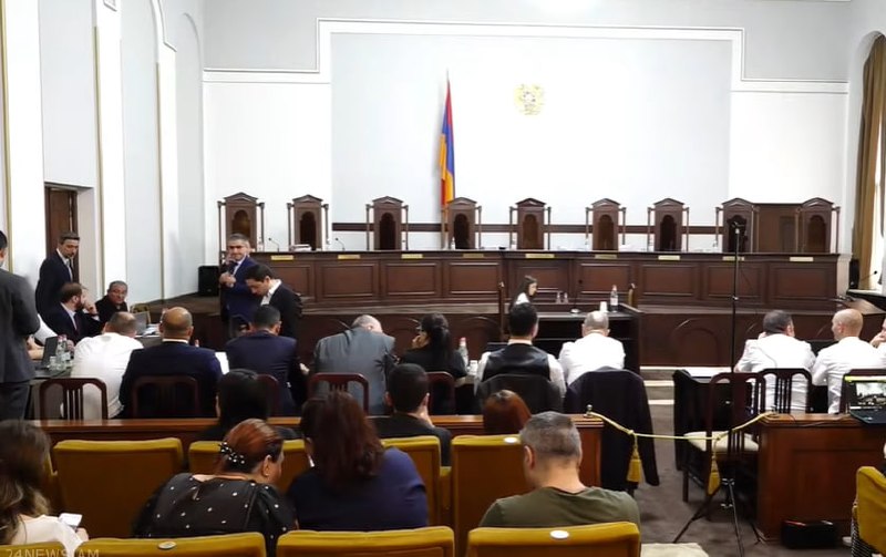 Конституционный суд Армении начал рассмотрение жалоб на итоги выборов в Горисе