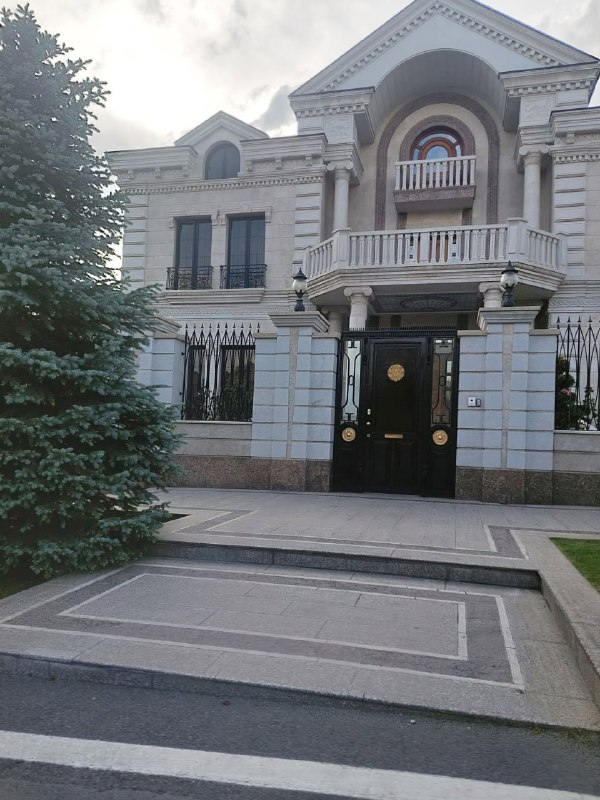 Семья Ваге Карапетяна в Горисе подозревается в схеме уклонения от налогов на недвижимость