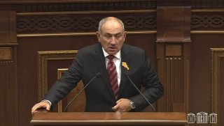 Пашинян назвал фейком информацию о возвращении 300 тысяч азербайджанцев